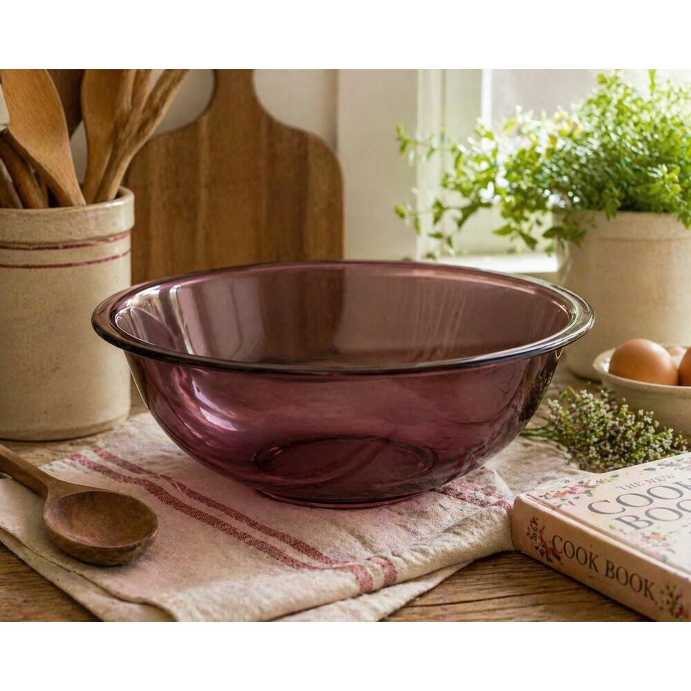 Vintage Pyrex Cranberry Mixing Bowl Amethyst Purple 2.5L